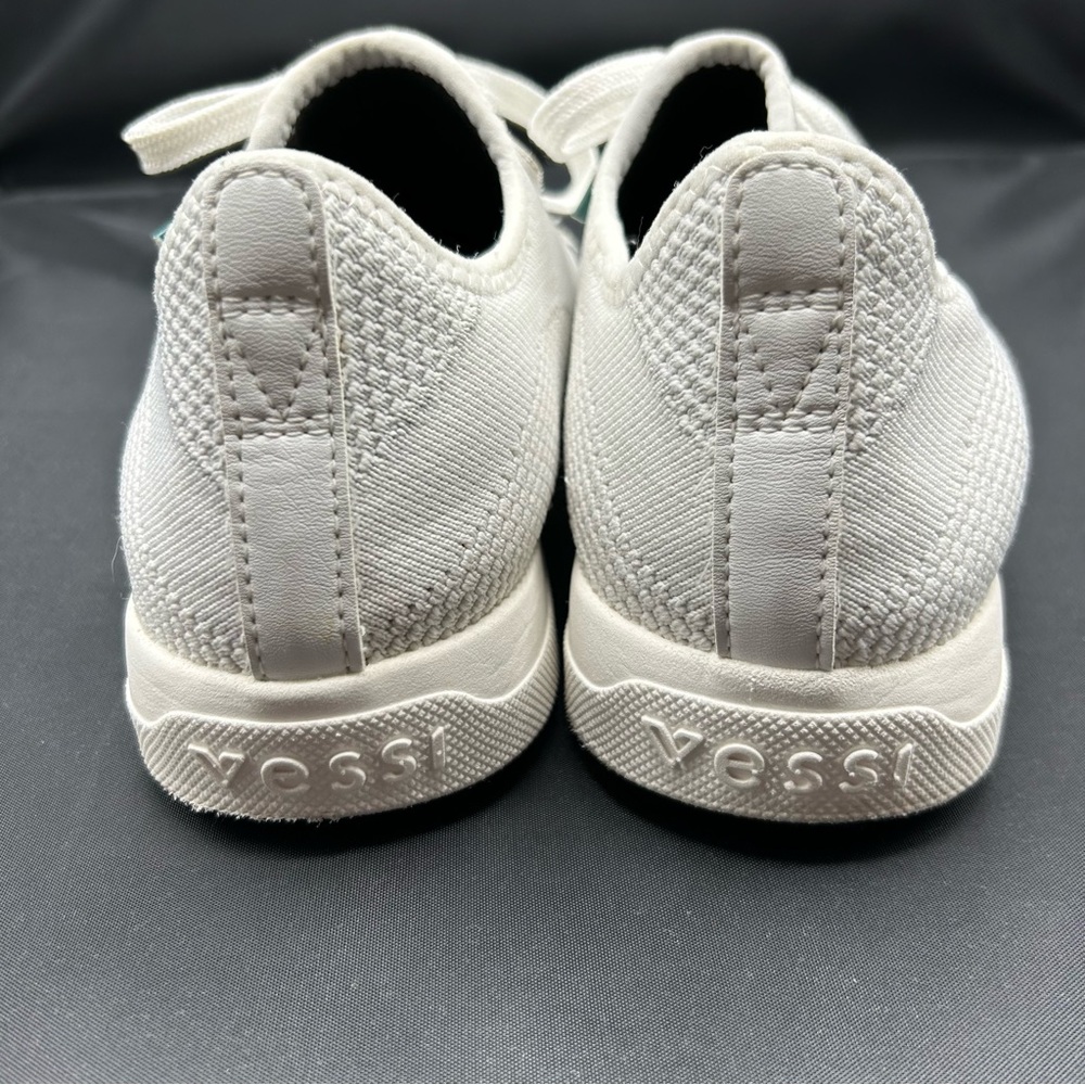 Vessi Weekend Sneaker - Picture 3 of 8